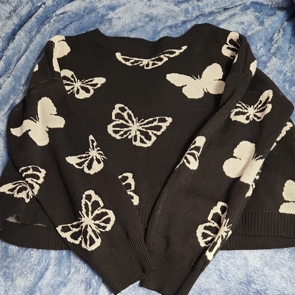 No Boundaries Black and White Crew Neck Sweater with Butterfly Design